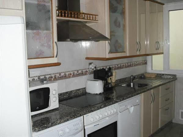 Pension Calfred II Logroño Esterno foto