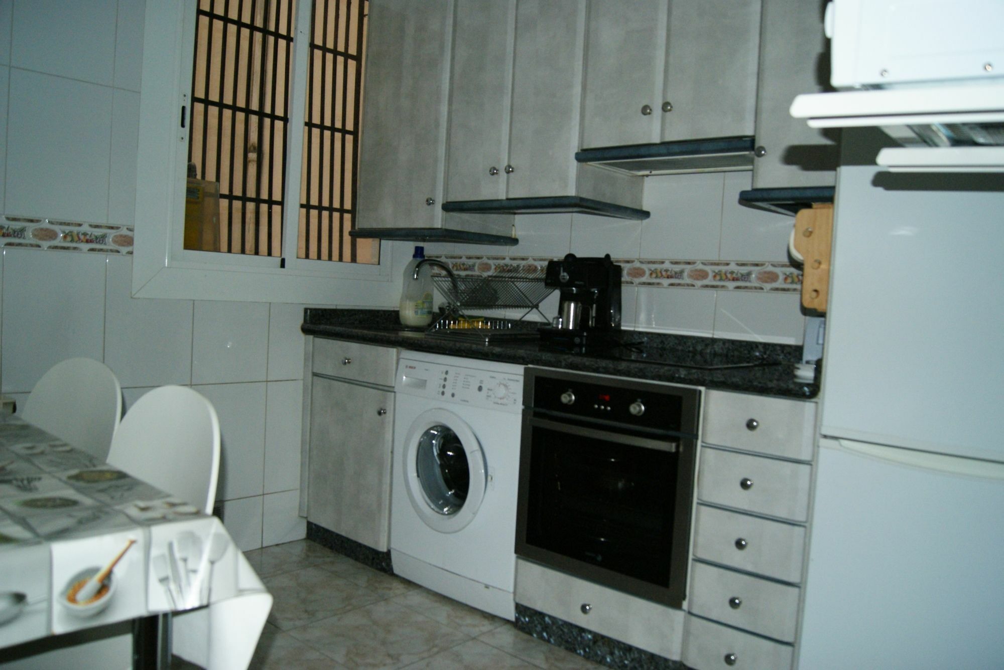 Pension Calfred II Logroño Esterno foto