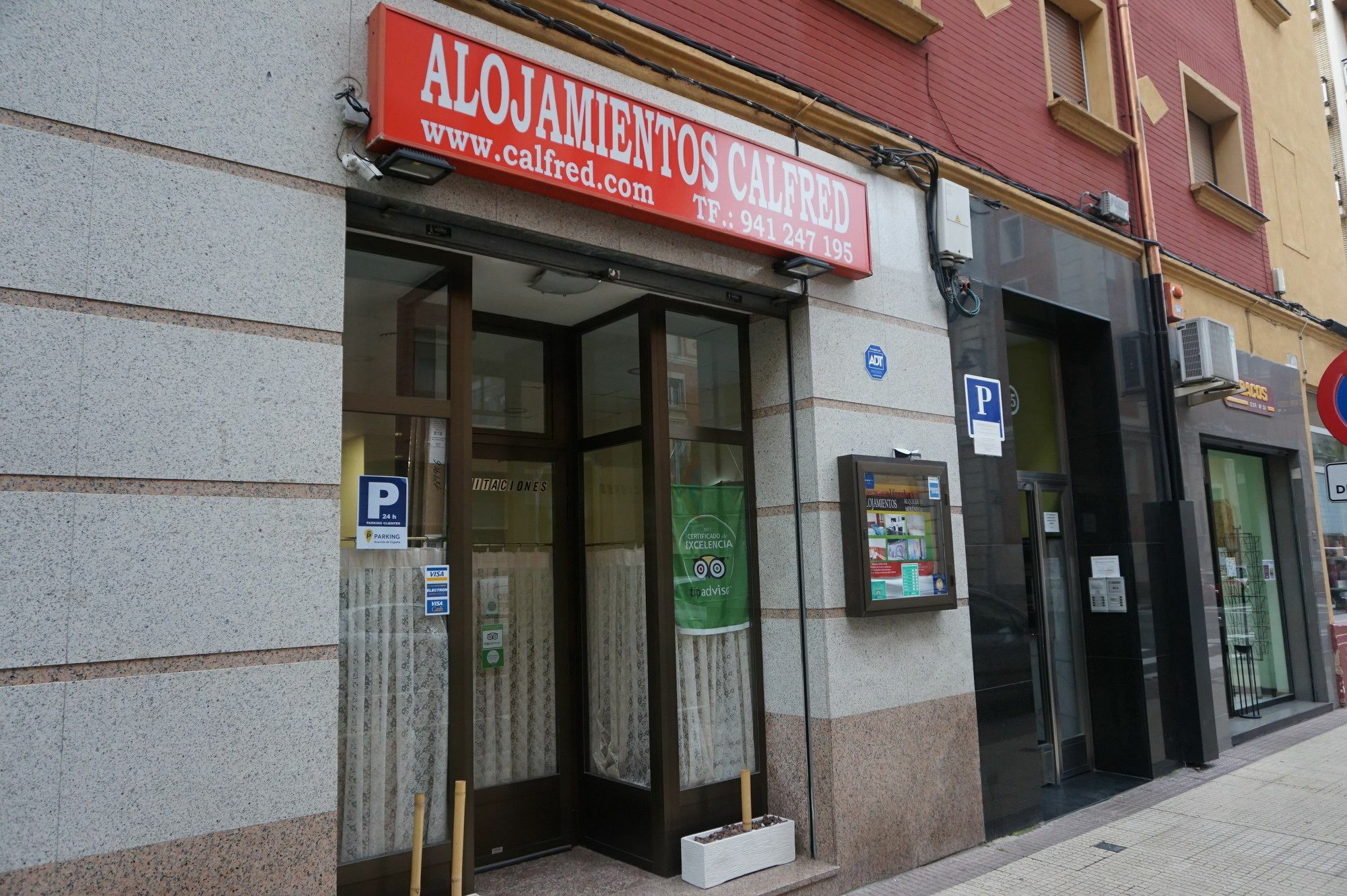 Pension Calfred II Logroño Esterno foto